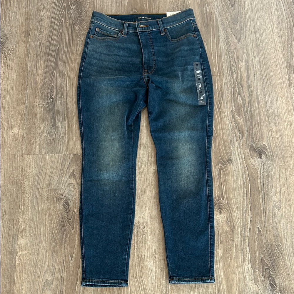 Lucky Brand Skinny Jeans, NWT